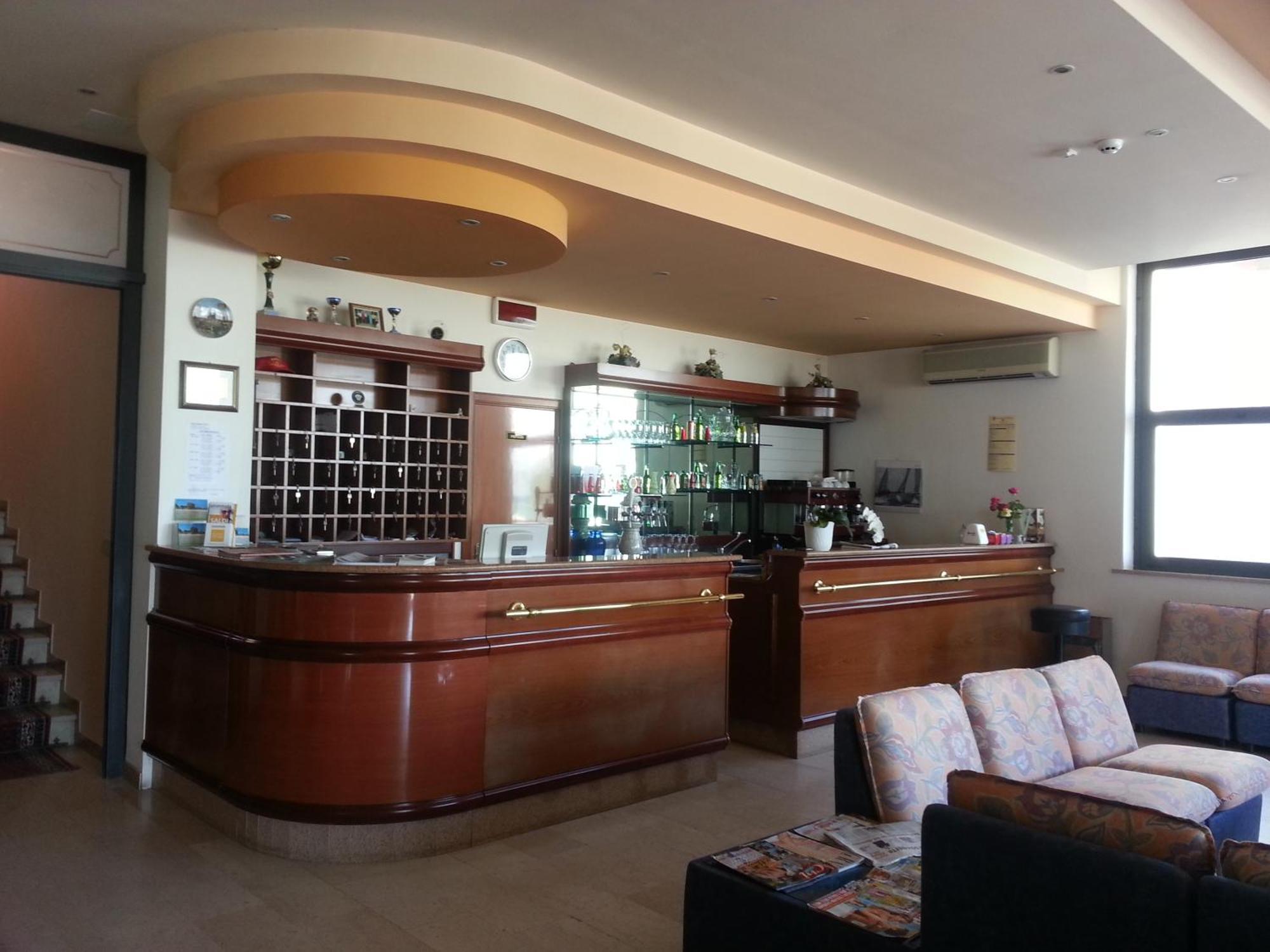 Gfh - Hotel Spiaggia D'Oro Marotta Ngoại thất bức ảnh